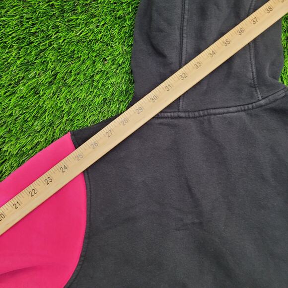 NIKE Swoosh Hoodie Womens Small 20x24 Black Spellout - Picture 3 of 15